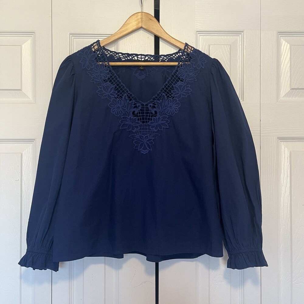 Women’s J Crew Blue V Neck Eyelet Trim Blouse Size Large